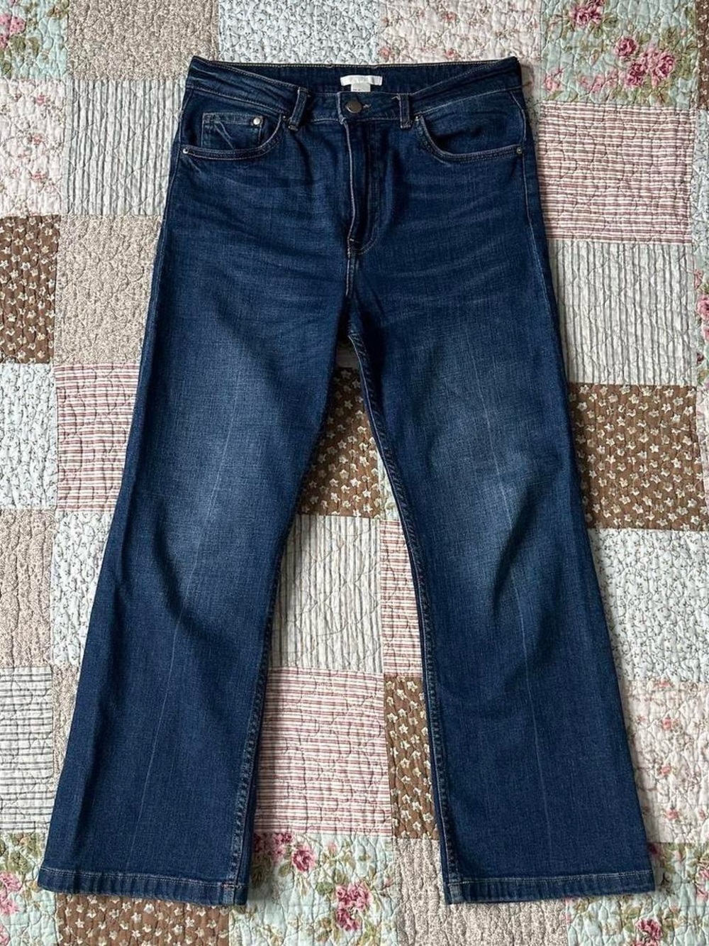 H&M size 10 cropped-fit high-rise bootcut jeans